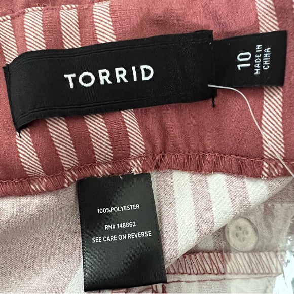 Torrid Pink Dusty Rose Striped tie front shorts - Picture 4 of 10